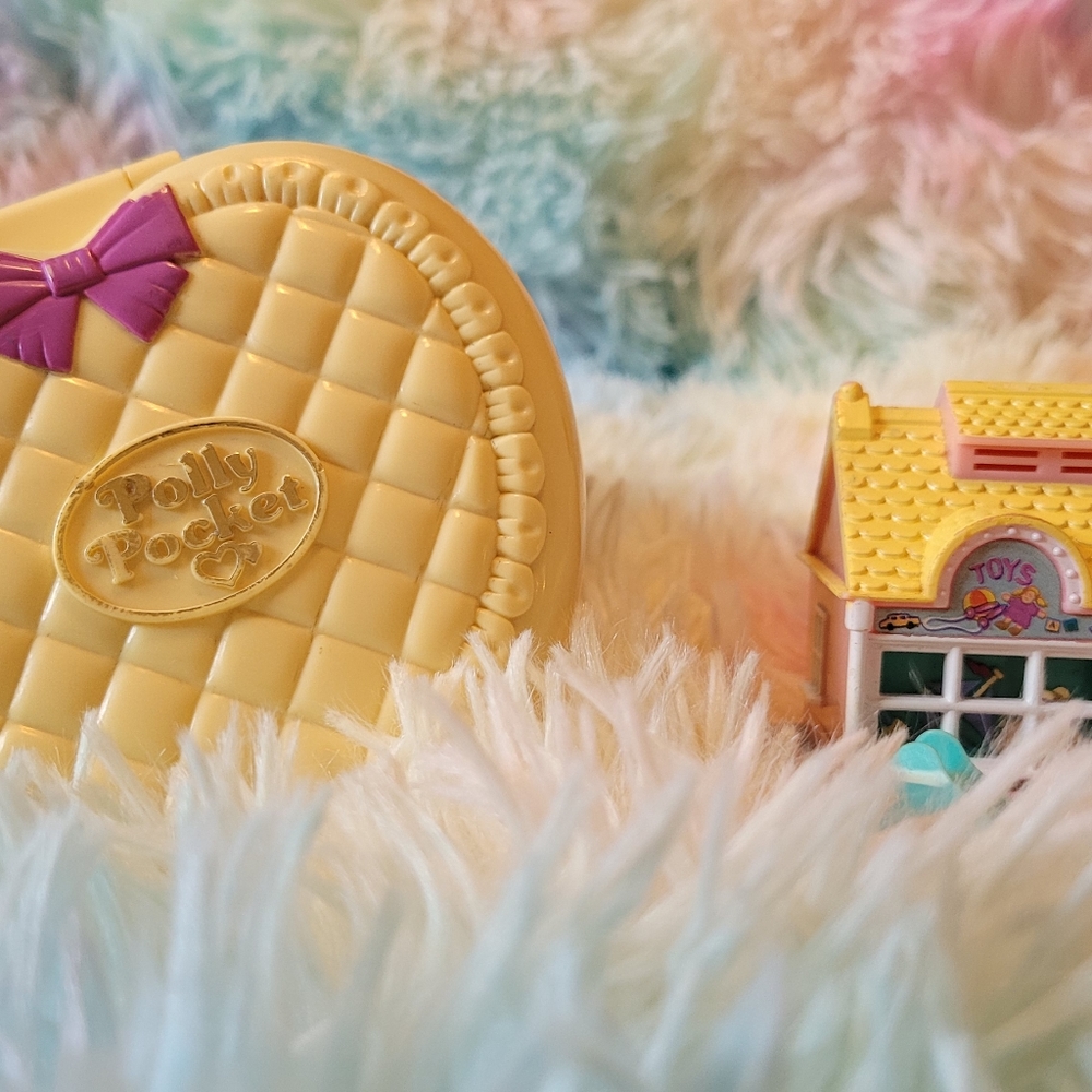 Polly pocket bluebird vintage strollin baby and toys shop